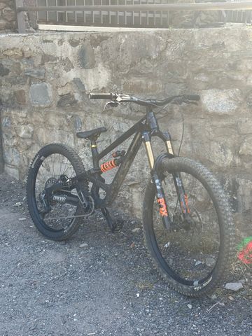 Gebrauchtes YT Industries Capra CORE 4 CF MX 2025 2025 MTB