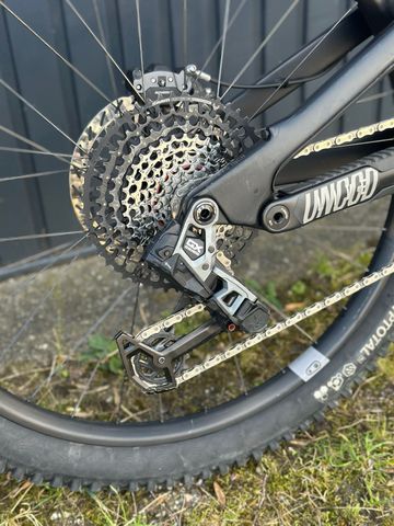 Gebrauchtes YT Industries Capra CORE 4 CF MX 2025 2025 Mountainbike, Schwarz, 29, 27.5 — Bild 10 von 16