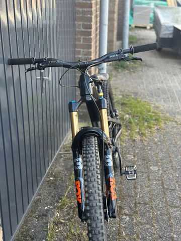Gebrauchtes YT Industries Capra CORE 4 CF MX 2025 2025 Mountainbike, Schwarz, 29, 27.5 — Bild 7 von 16