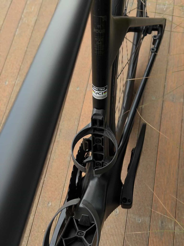 Used BMC Teammachine R 01 MOD 2024+wheels+powermeter Frameset 2024 Road & Gravel, Black — image 2 of 10