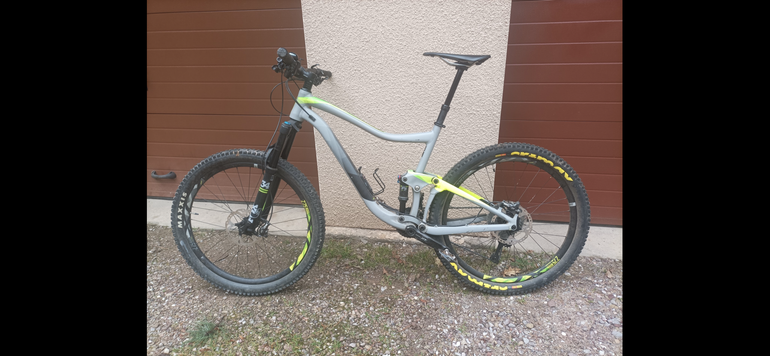 Used Giant Giant Trance 1.5 GE 2018 Mountainbike, Light Gray — image 3 of 3