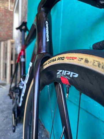Brugt Orbea ORCA M10i REPLICA 2025 2025 Road & Gravel — billede 7 af 10