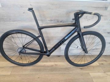BMC SLR01 MASTERPIECE Frameset 2025 Road & Gravel usato
