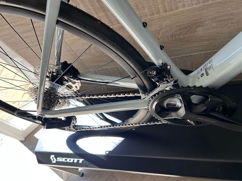 Käytetty Scott Addict 50 2025 2025 Road & Gravel — kuva 3 / 10