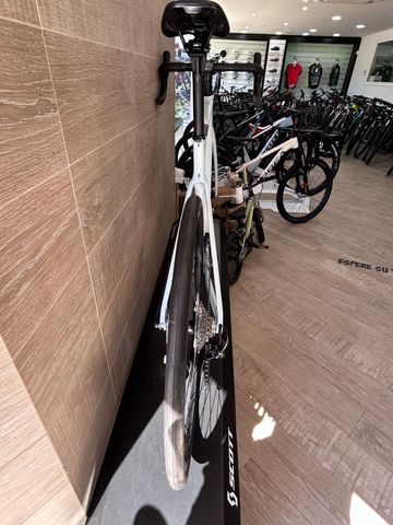 Käytetty Scott Addict 50 2025 2025 Road & Gravel — kuva 4 / 10