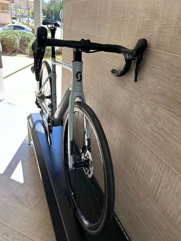 Käytetty Scott Addict 50 2025 2025 Road & Gravel — kuva 7 / 10