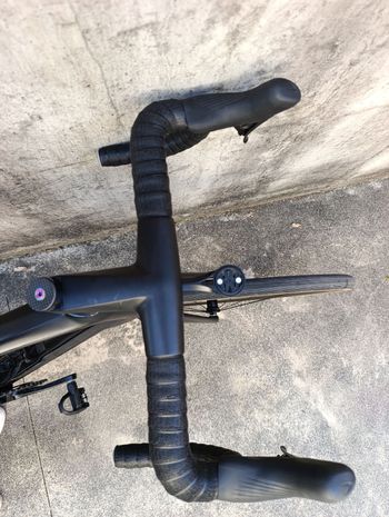 Used BMC Teammachine SLR 01 TWO 2023 2023 Road & Gravel, Black — image 4 of 6