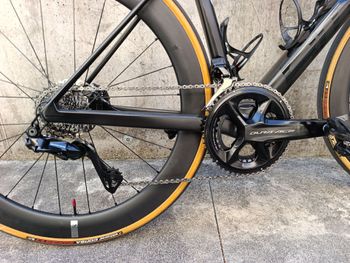 Used BMC Teammachine SLR 01 TWO 2023 2023 Road & Gravel, Black — image 3 of 6