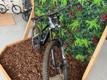Tweedehands CUBE Two15 Shimano Saint 2023 Mountainbike — afbeelding 4 van 11