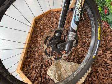 Tweedehands CUBE Two15 Shimano Saint 2023 Mountainbike — afbeelding 5 van 11