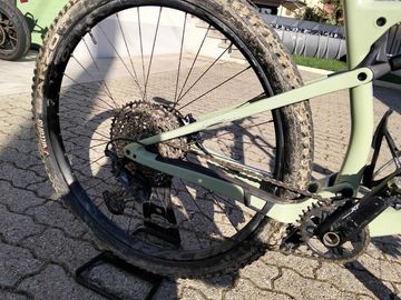 Brugt Orbea Oiz M 20 2022 Mountainbike — billede 2 af 12