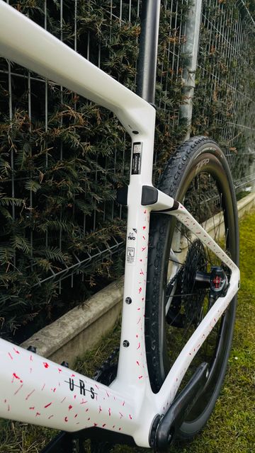 Used BMC URS 01 TWO 2023 2023 Road & Gravel, White — image 9 of 9