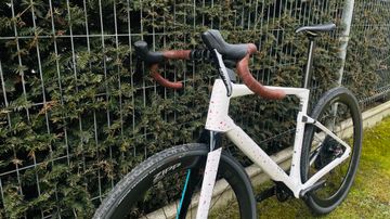 Used BMC URS 01 TWO 2023 2023 Road & Gravel, White — image 5 of 9