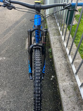 Used Giant Advanced Pro Carbon 2020 2020 Mountainbike, Blau — image 5 of 8
