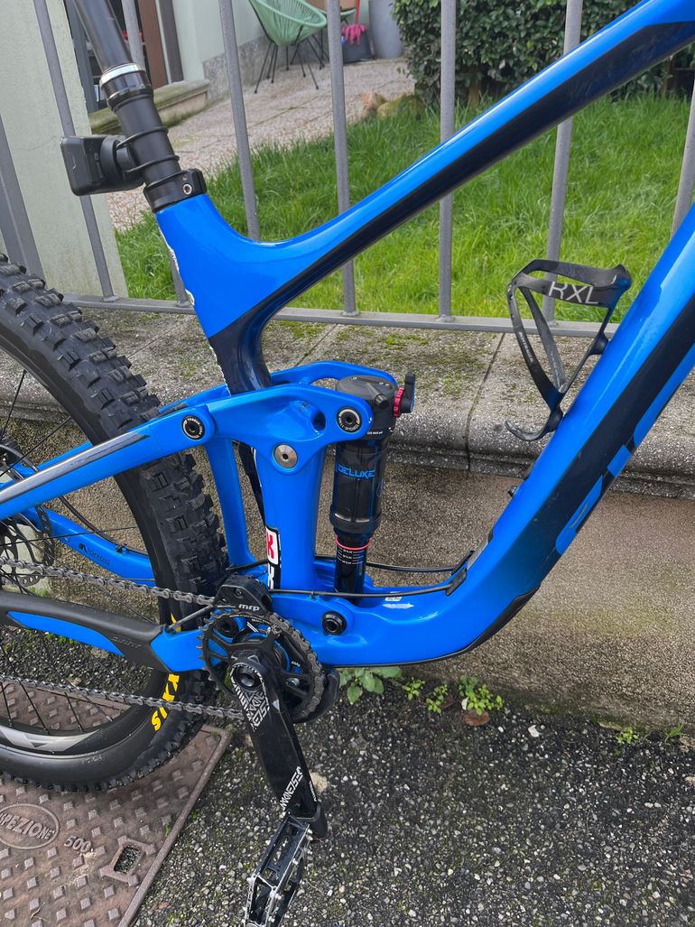 Used Giant Advanced Pro Carbon 2020 2020 Mountainbike, Blau — image 7 of 8