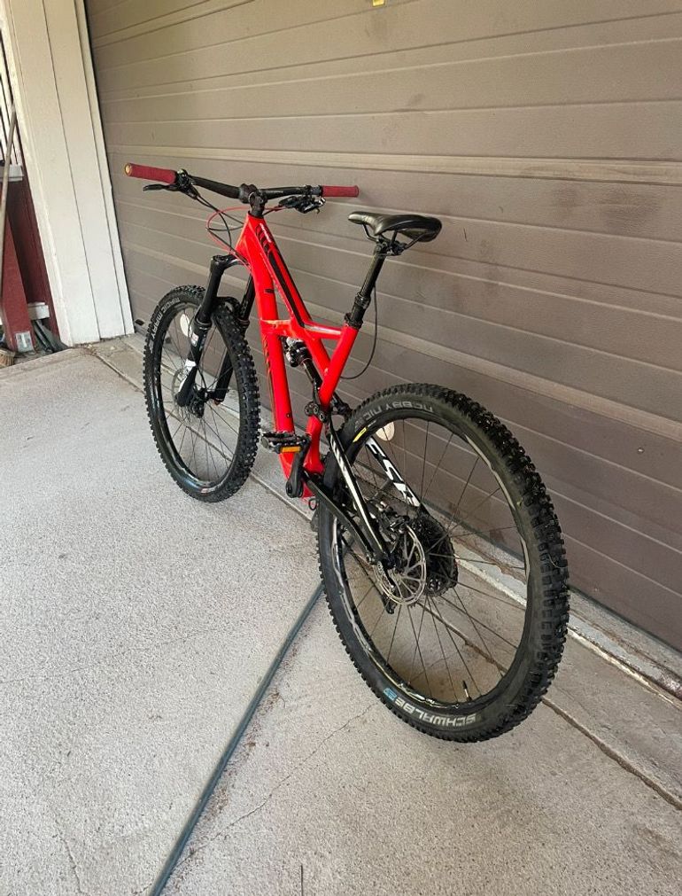 Used Specialized Enduro SRAM X01 2016 Mountainbike, Red, 29 — image 3 of 6