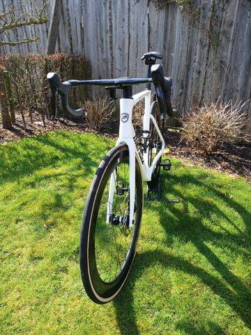 Used Mendiz Custom SRAM Rival eTap AXS 2024 Road & Gravel, White — image 8 of 8
