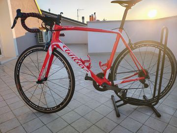 Used Wilier 0 Shimano Ultegra Di2 2019 Road & Gravel, Red — image 2 of 6