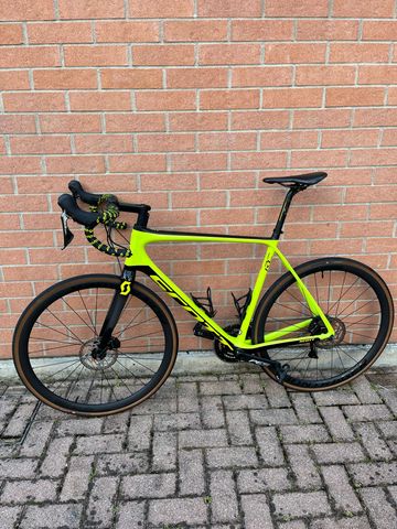 Brugt Scott Addict RC 10 disc 2019 2019 Road & Gravel — billede 2 af 16
