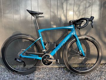 BMC Roadmachine SRAM Force 2021 Road & Gravel usato