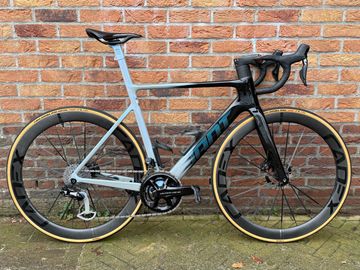 Używany Giant Propel Advanced SL 0 2024 2024 Road & Gravel