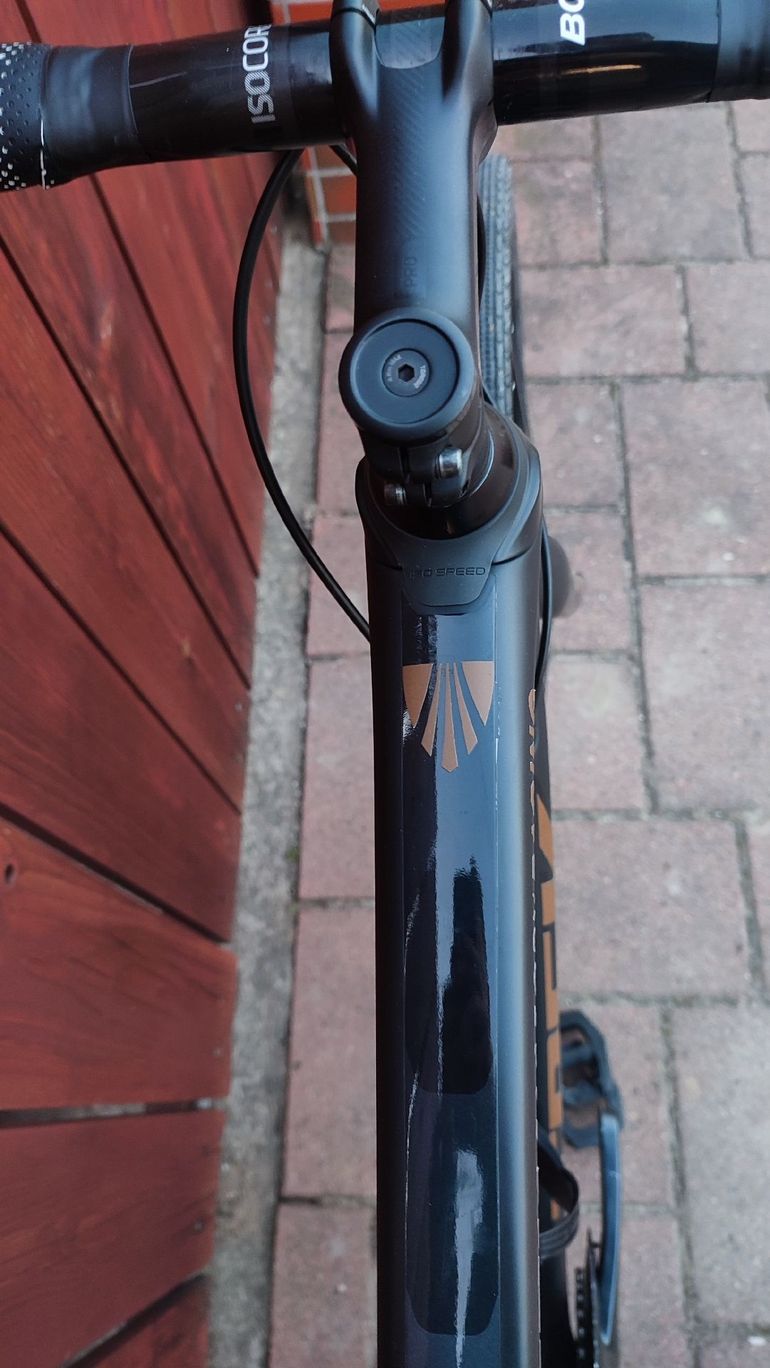 Used Trek Domane SLR 6 Disc 2017 2017 Road & Gravel, Schwarz — image 10 of 16