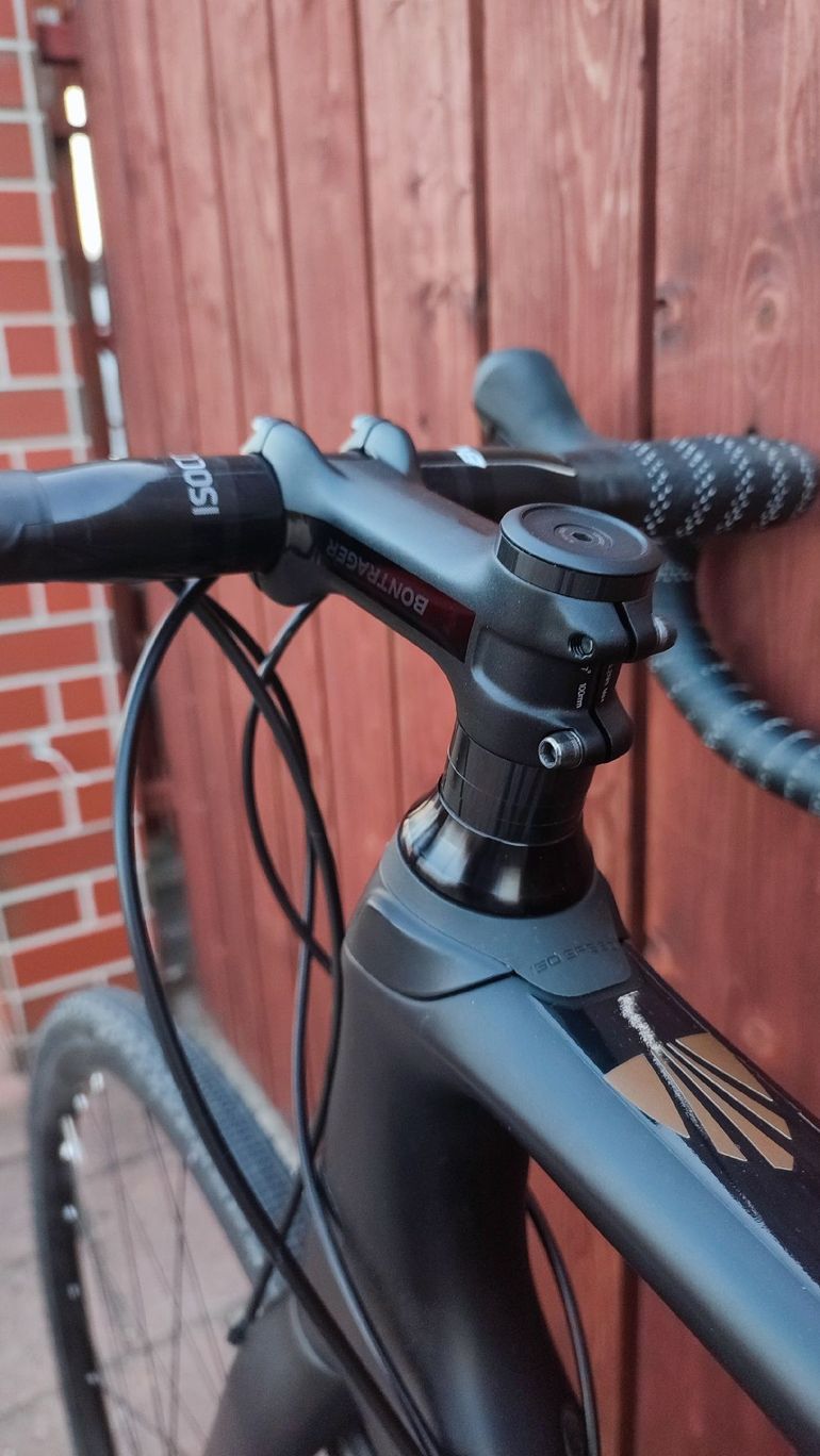 Used Trek Domane SLR 6 Disc 2017 2017 Road & Gravel, Schwarz — image 6 of 16