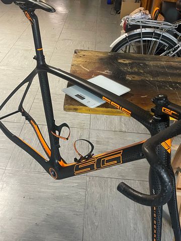 Used Grigio carbonio Custom Frameset 2022 Road & Gravel, Black — image 2 of 32