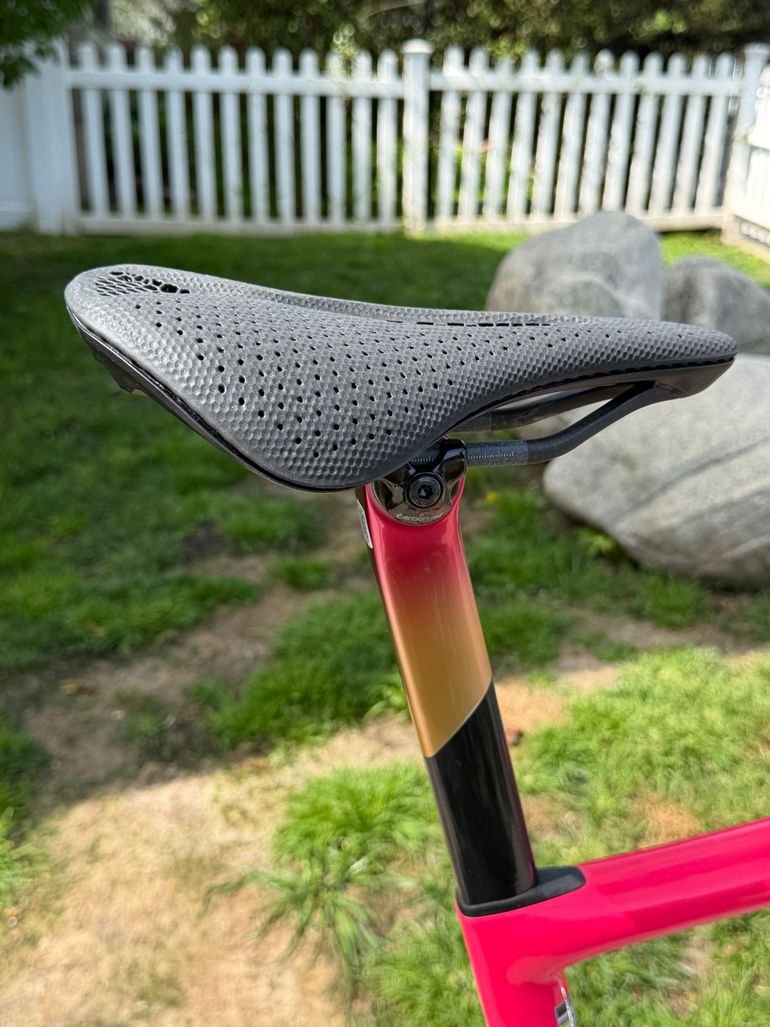 Used Specialized Tarmac SRAM Red 2025 Road & Gravel, Light Gray — image 15 of 22