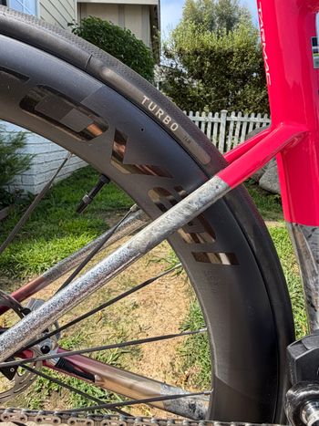 Used Specialized Tarmac SRAM Red 2025 Road & Gravel, Light Gray — image 10 of 22