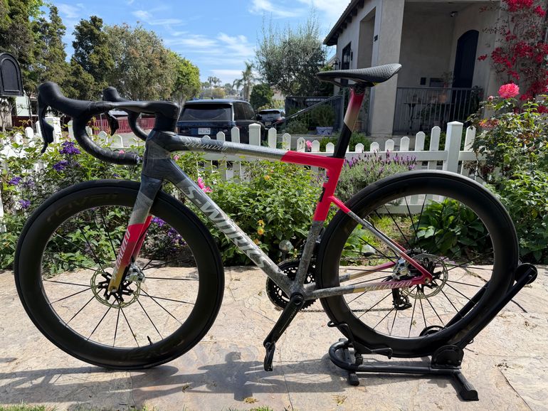 Used Specialized Tarmac SRAM Red 2025 Road & Gravel, Light Gray — image 1 of 22
