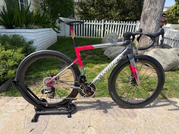 Used Specialized Tarmac SRAM Red 2025 Road & Gravel, Light Gray — image 2 of 22