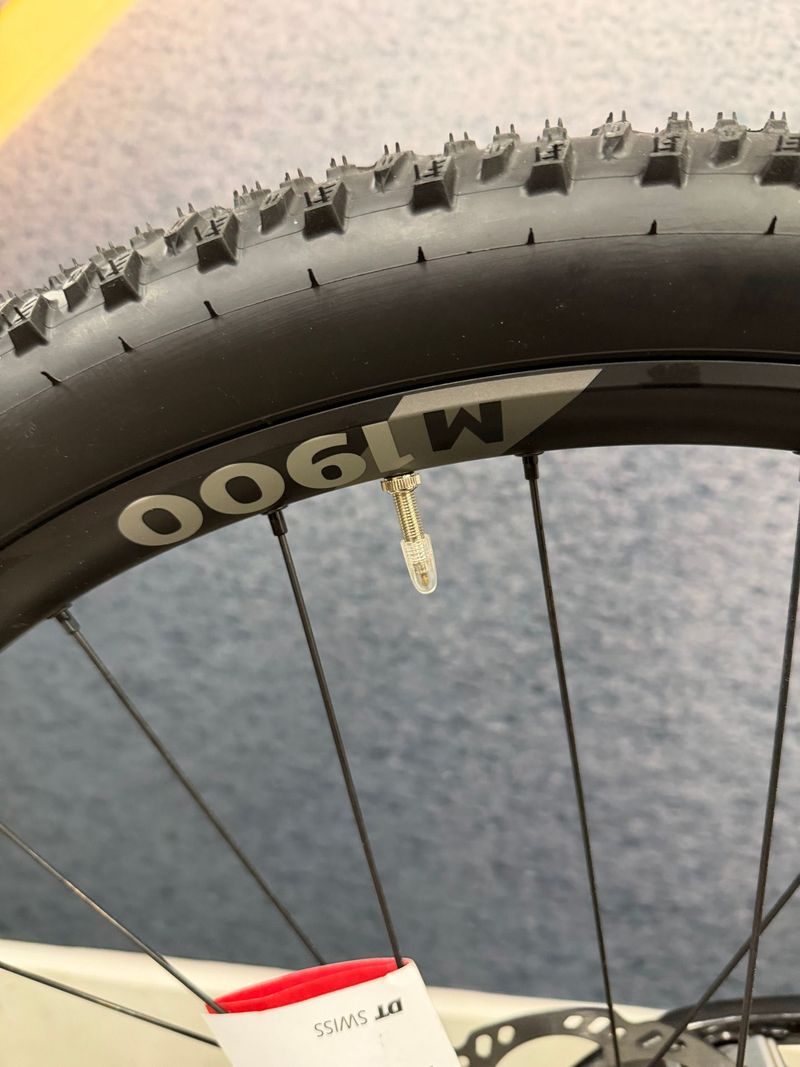 Używany Giant Anthem Shimano Deore XT 2025 Mountainbike — zdjęcie 6 z 10
