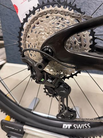 Używany Giant Anthem Shimano Deore XT 2025 Mountainbike — zdjęcie 5 z 10