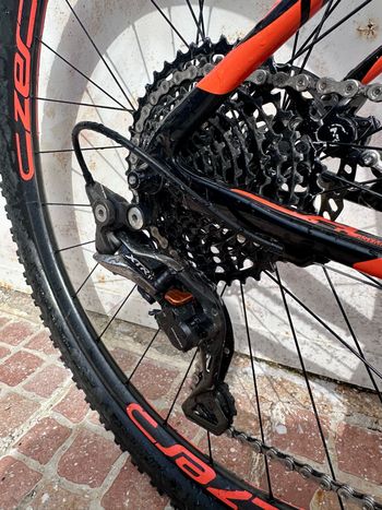 Used Cannondale F-Si Carbon 2 2017 2017 Mountainbike, Black, 27.5 — image 5 of 5