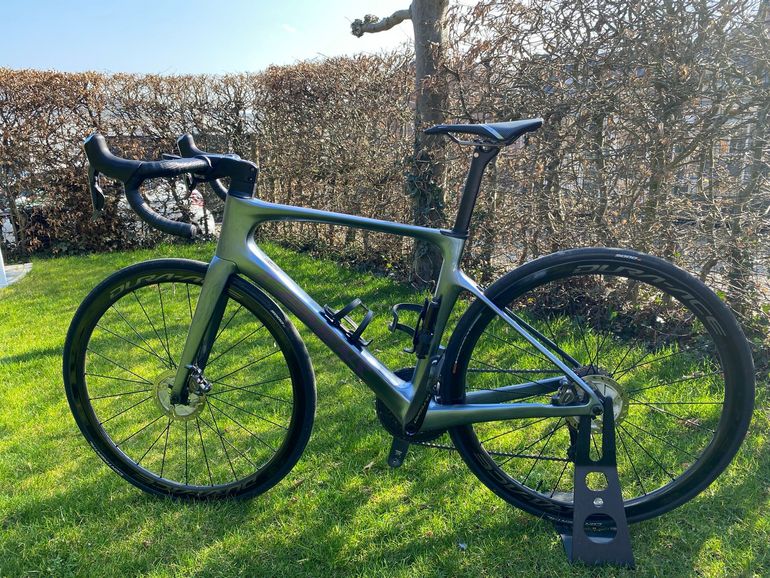 Used Massini Massini Custom Shimano Ultegra Di2 2021 Road & Gravel, Purple — image 2 of 13