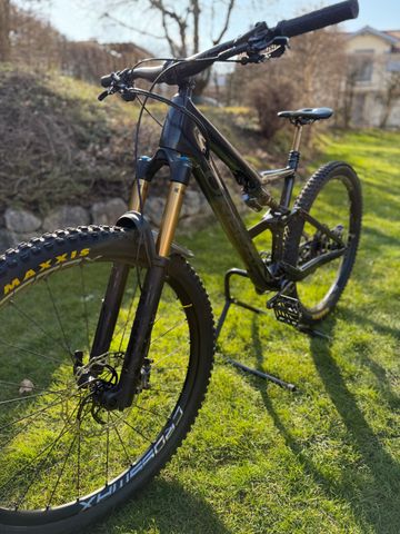 Orbea OCCAM M10 LT 2023 2023 Mountainbike usato, Nero — immagine 3 di 41