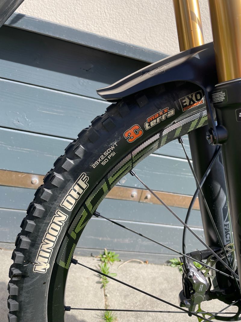 Orbea OCCAM M10 LT 2023 2023 Mountainbike usato, Nero — immagine 13 di 41