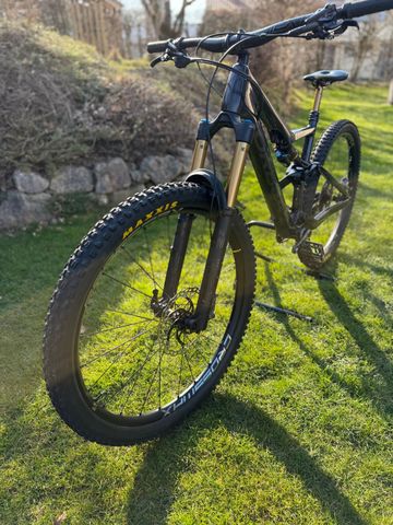 Orbea OCCAM M10 LT 2023 2023 Mountainbike usato, Nero — immagine 10 di 41
