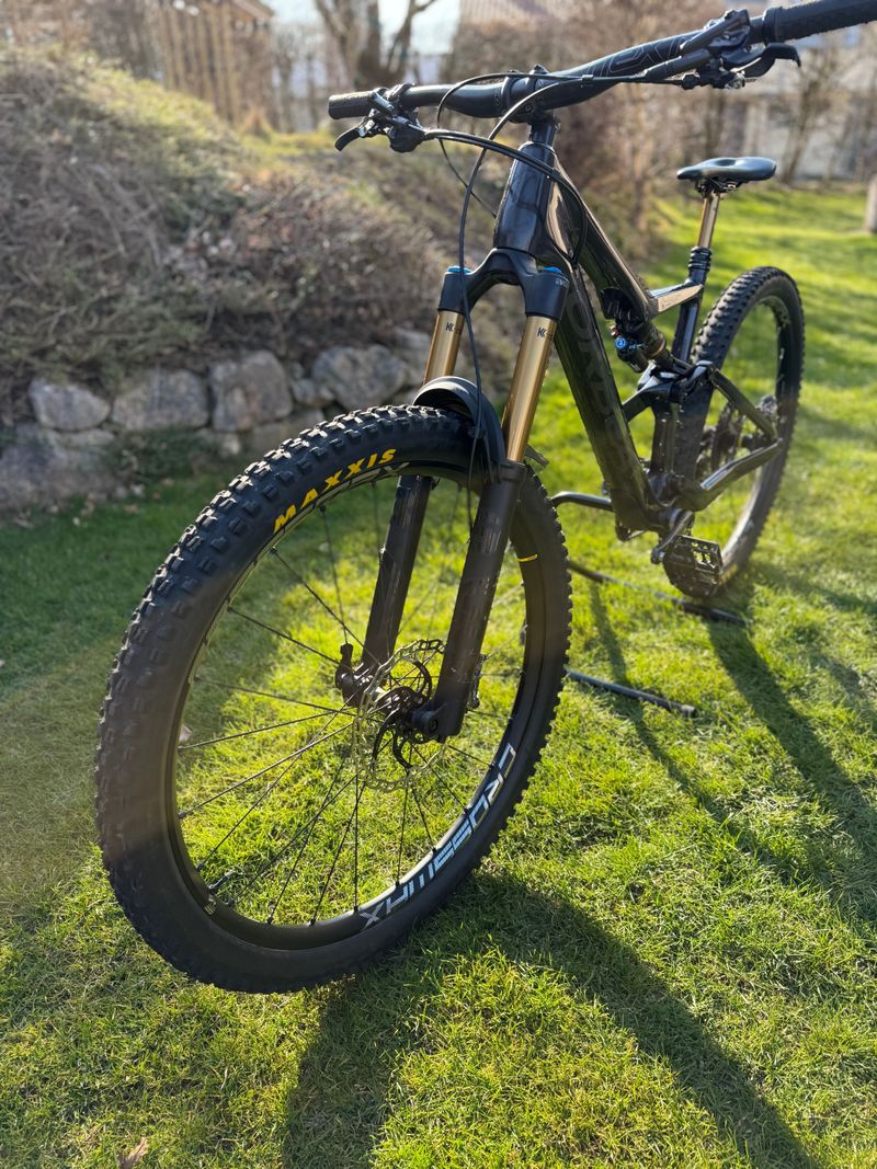 Orbea OCCAM M10 LT 2023 2023 Mountainbike usato, Nero — immagine 10 di 41