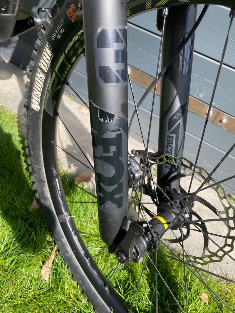 Orbea OCCAM M10 LT 2023 2023 Mountainbike usato, Nero — immagine 38 di 41
