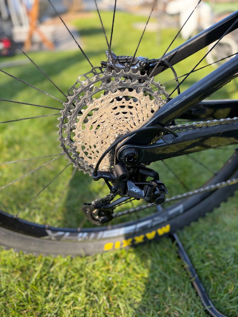Orbea OCCAM M10 LT 2023 2023 Mountainbike usato, Nero — immagine 17 di 41