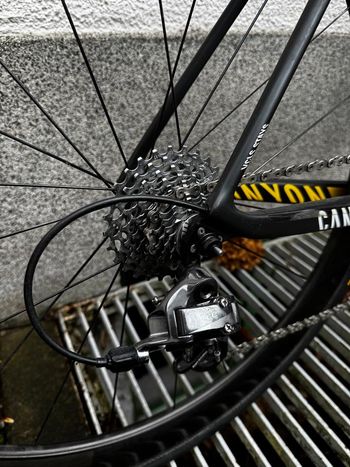 Used Canyon Ultimate SRAM Force 2016 Road & Gravel, Schwarz — image 8 of 12