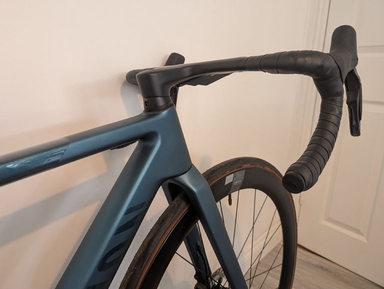Used Canyon Ultimate CF SLX 8 Di2 2024 2024 Road & Gravel — image 13 of 22