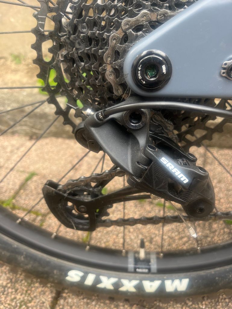 Used Ghost E-ASX 160 Universal 2022 2022 Mountainbike, Hellgrau, 29, 27.5 — image 2 of 5
