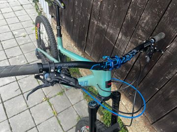 Gebrauchtes Santa Cruz Bronson SRAM GX Eagle 2020 Mountainbike, Grün — Bild 7 von 10