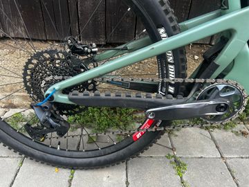 Gebrauchtes Santa Cruz Bronson SRAM GX Eagle 2020 Mountainbike, Grün — Bild 3 von 10