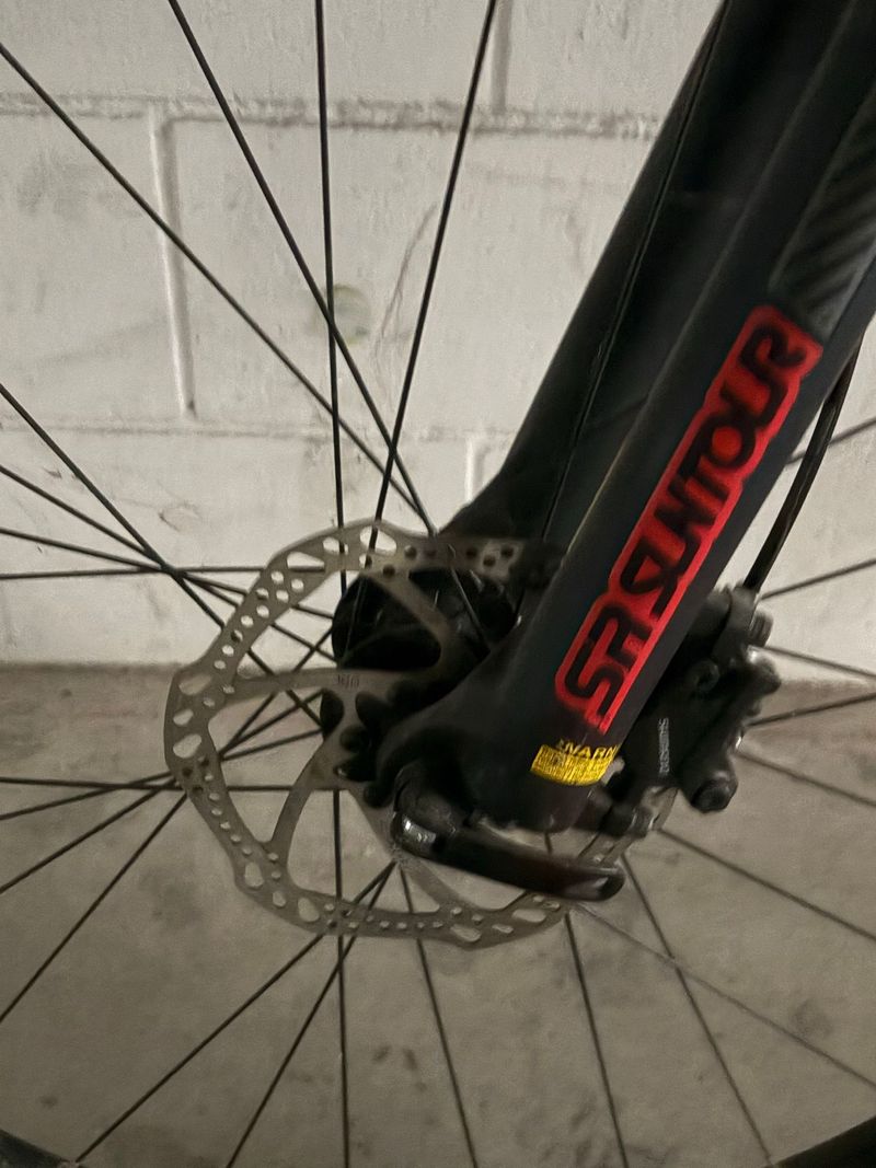 Tweedehands B’TWIN Custom Shimano CUES 2015 Mountainbike — afbeelding 1 van 9