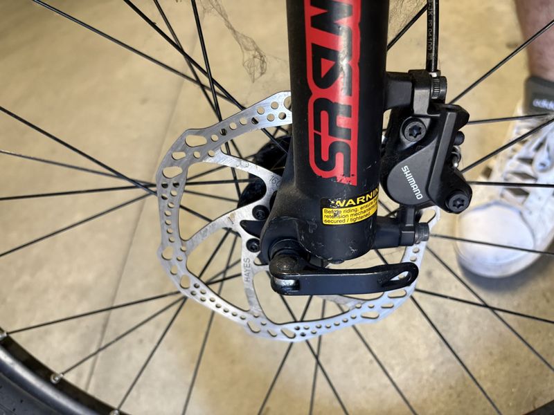 Tweedehands B’TWIN Custom Shimano CUES 2015 Mountainbike — afbeelding 4 van 9