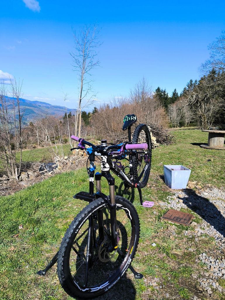 Used KTM Ultra Shimano Dura Ace Di2 2019 Mountainbike — image 7 of 12
